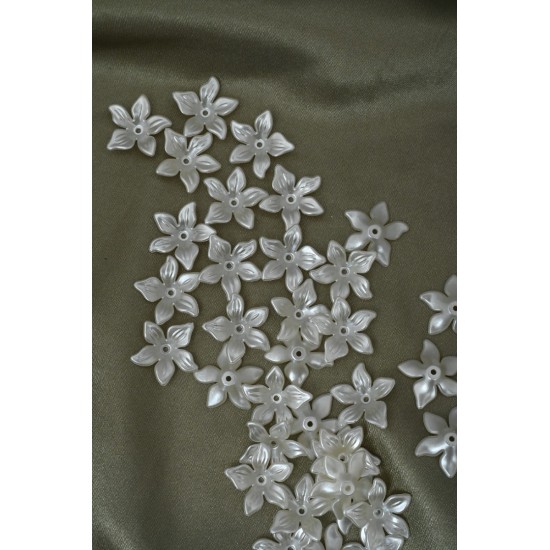 Beyaz Renk İnci Çicek Yarım Kg