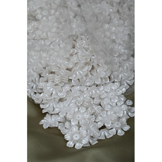 Krem Renk İnci Çiçeği Yarım Kg