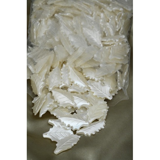 Krem Renk İnci Yaprak